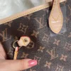 Sac L-V en vrais cuir marron – Image 3
