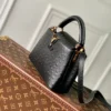 SAC L.V-CAPUCINES NOIR – Image 3