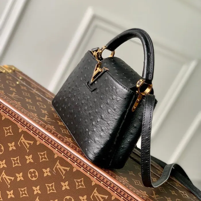 SAC L.V-CAPUCINES NOIR