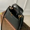SAC L.V-CAPUCINES NOIR – Image 2