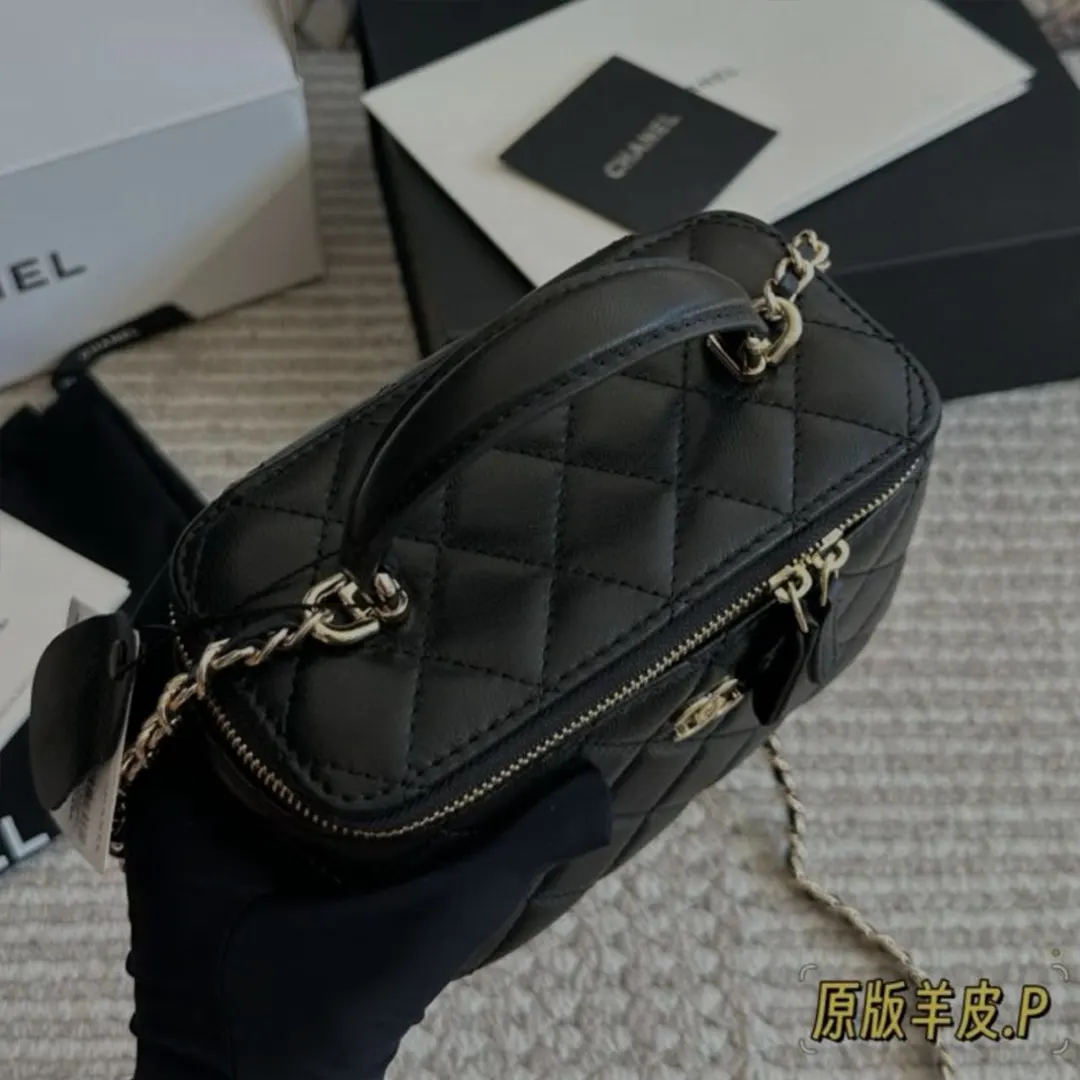 CHANEL Pre-Owned Mini