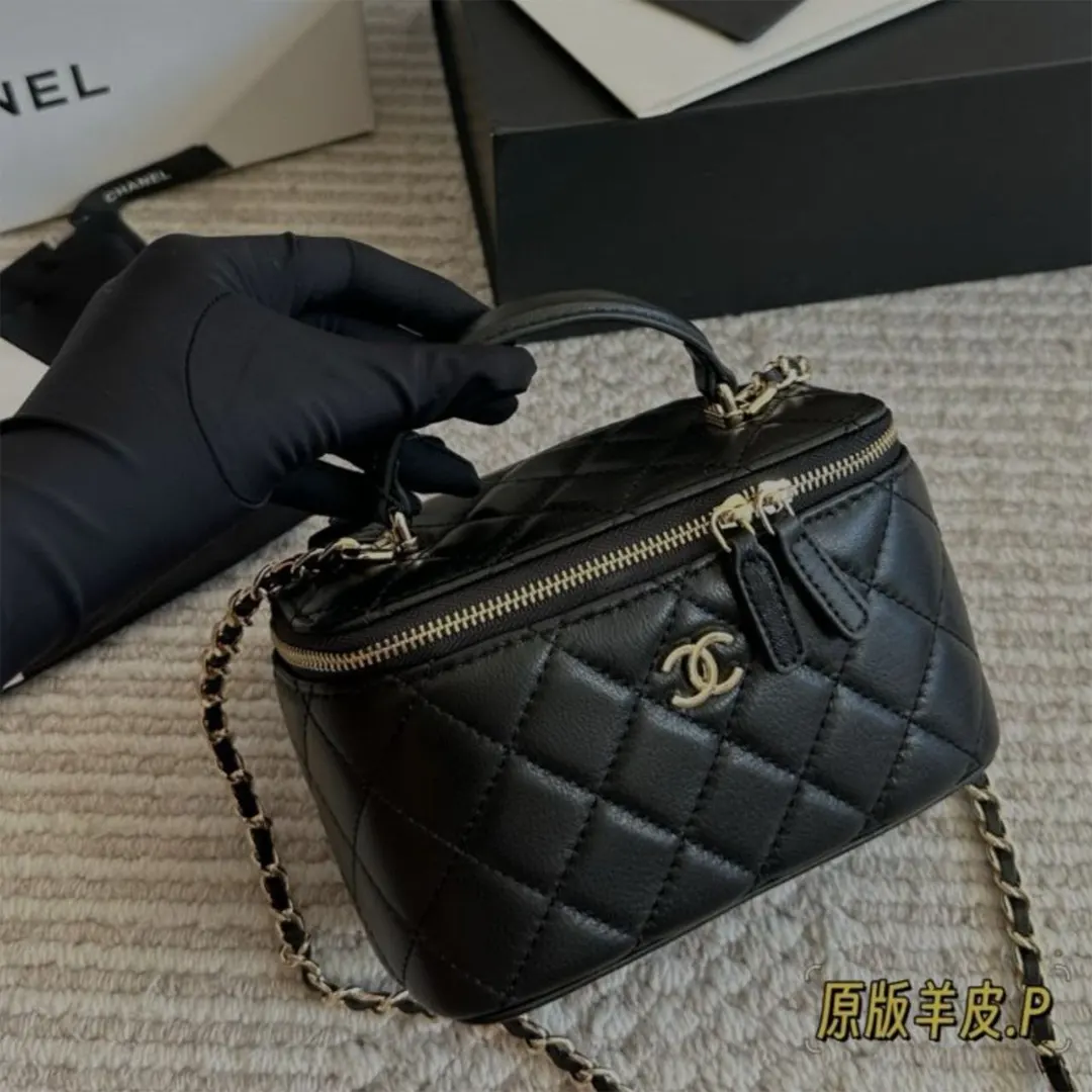 CHANEL Pre-Owned Mini
