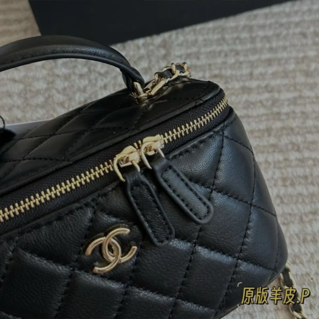 CHANEL Pre-Owned Mini